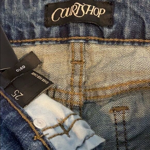 Courtshop Cleo High-Rise button fly jeans - Picture 7 of 8